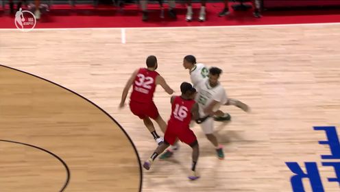 夏联：以赛亚-王18+6 麦克维8分 绿军轻取老鹰