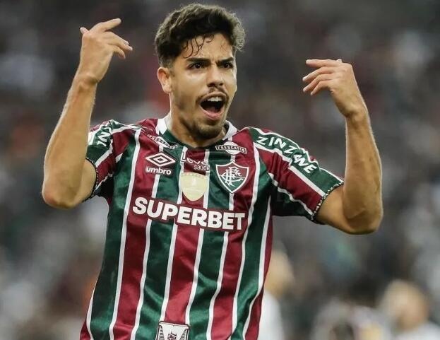 弗鲁米嫩塞中场：巴西4队晋级16强，世俱杯是展示我们实力的机会