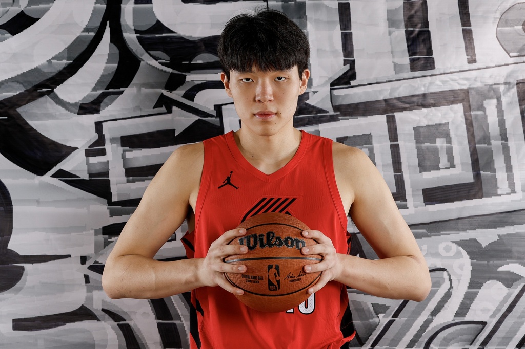 美记谈杨瀚森不打亚洲杯：球队希望他立足当下 杨也想尽早适应NBA